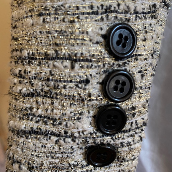 Alice + Olivia Amelia Metallic Tweed Blazer Jacket. - Picture 6 of 9